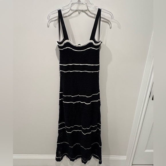 Abercrombie Crochet Style Maxi - Picture 5 of 8